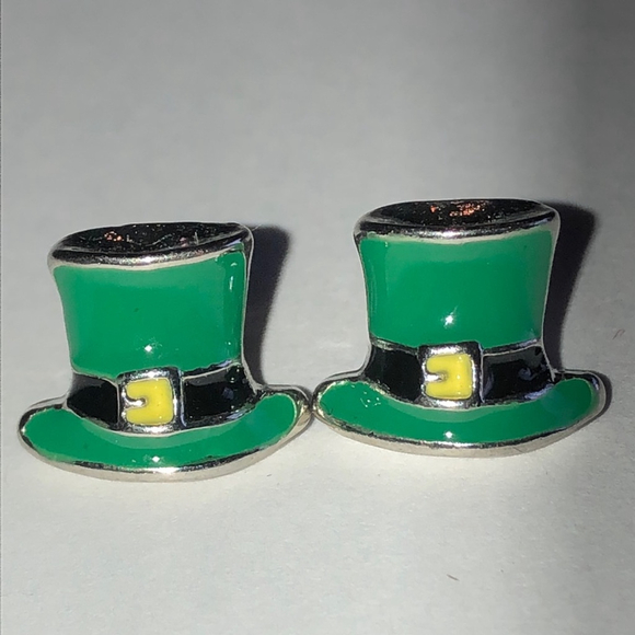 St. Patrick’s Day Dainty Silver Tone Green Enamel Hat Earrings - Picture 1 of 5